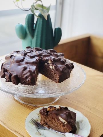 Poster: Préparer un gâteau au chocolat végane, sans gluten et sans soya