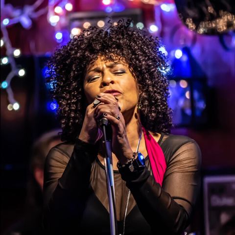 Poster: Dawn Tyler Watson & The Jamm ! Une soirée Soul, Blues & Motown à son meilleur !