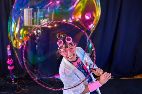 Poster: SPECTACLE : BULLES, CIRQUE ET MAGIE, Centre de Loisirs Sainte-Agnès, Saturday, November 28