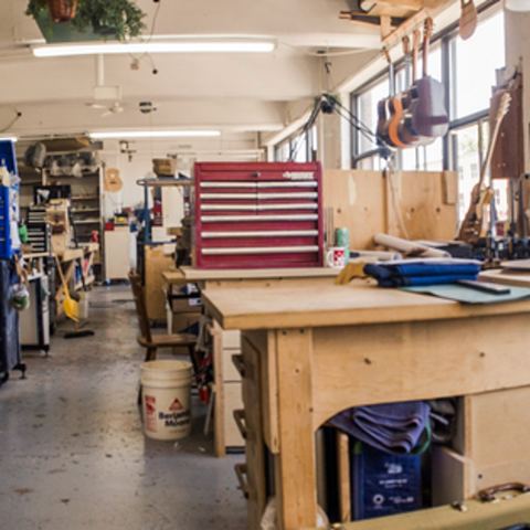 Photo of Cléroux Guitars