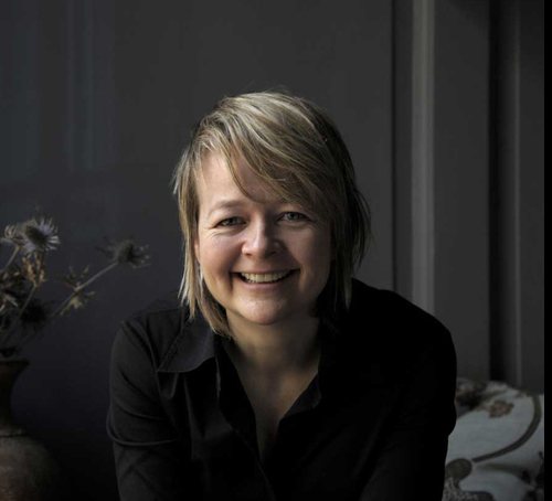 Photo of Sarah Waters