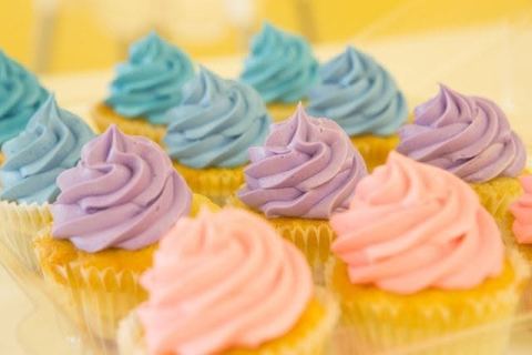 Poster: Fabrication de cupcakes véganes et sans allergènes