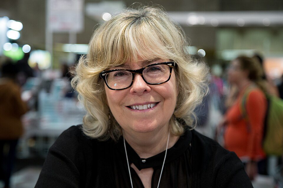 Photo of Suzanne Aubry