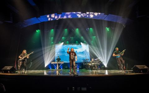 Poster: Living the Dream : L'unique hommage à Dream Theater