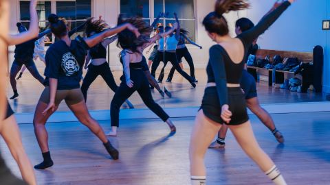 Poster: Atelier de danse k-pop