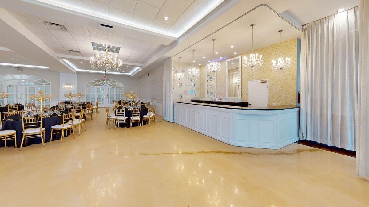 Photo of Plaza Vogue
