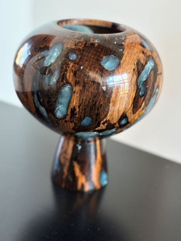 Photo of Carlyle Turns Wood
