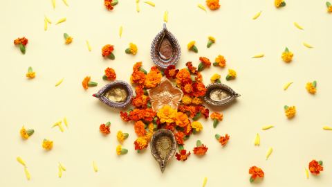 Poster: Découvre la Divali, la fête des lumières