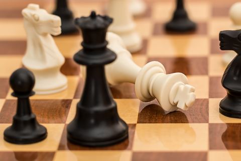 Poster: Atelier de jeu d'échecs (5 à 102 ans), Maison de la culture d'Outremont, Sunday, November 15