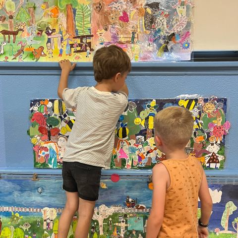 Photo of Isabelle Charbonneau illustrations