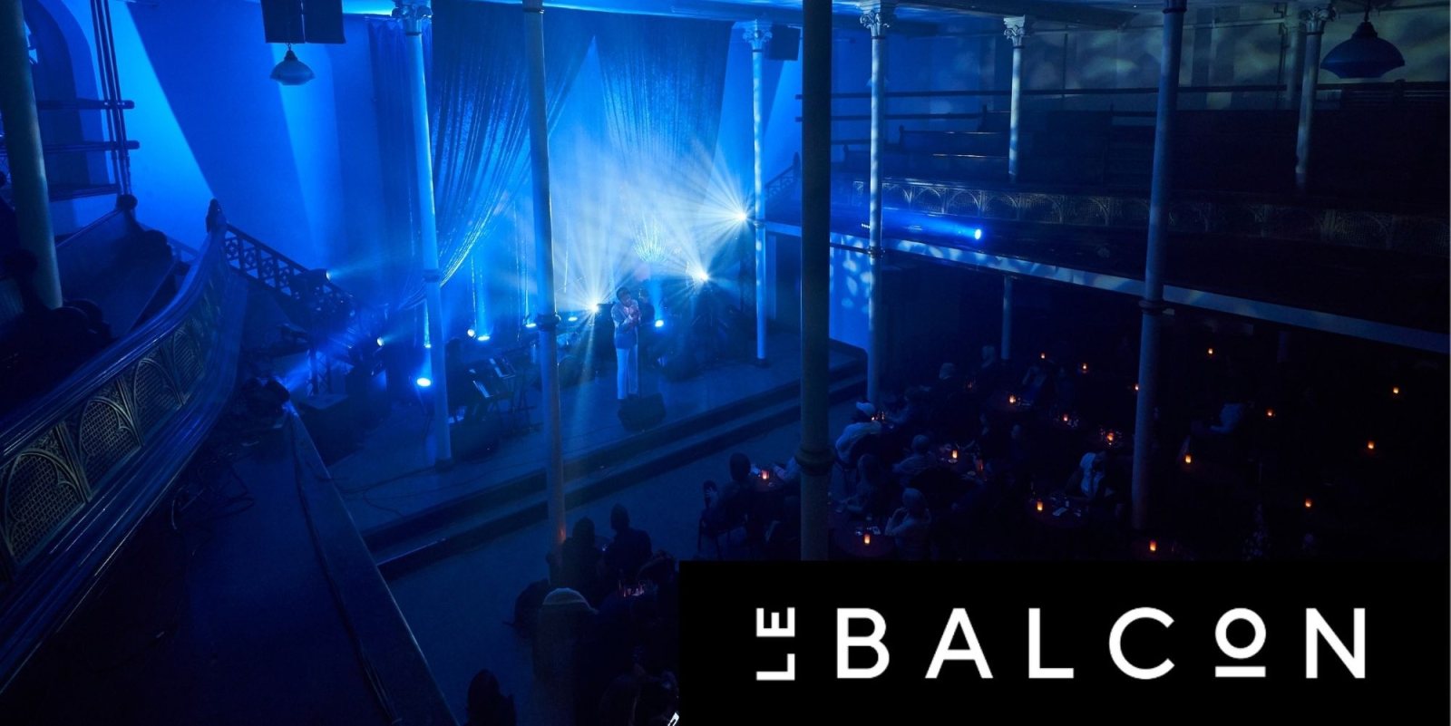 Le Balcon