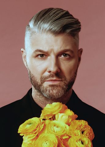 Poster: Soirée intime avec Pierre Lapointe — Chansons démodées pour ceux qui ont le cœur abimé