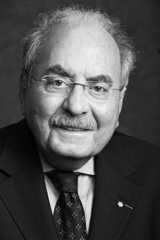 Photo of Naïm Kattan