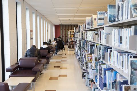 Photo de Bibliothèque de Saint-Michel