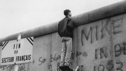 Poster: Le Mur de Berlin : un monde divisé