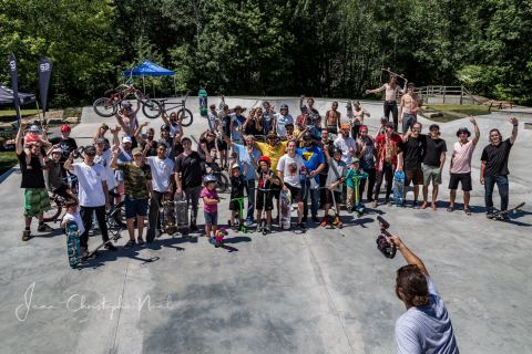 Poster: Initiation aux sports de planches