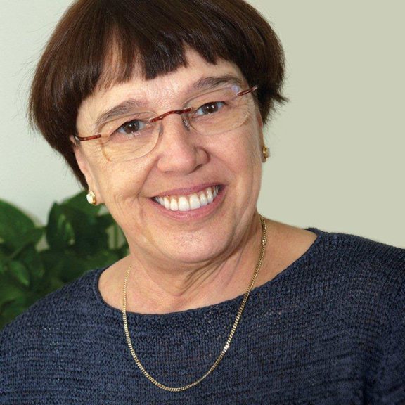 Photo of Louise Cotnoir