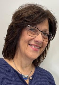 Photo of Suzanne Joly