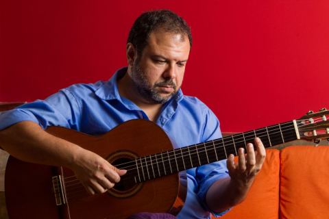 Poster: Conférence musicale : aux racines de la samba avec Fabio Nin