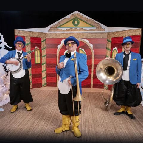 Poster: Le grand bal de Noël | Place des Arts Junior, Cinquième Salle (Place des Arts), Sunday, December 6