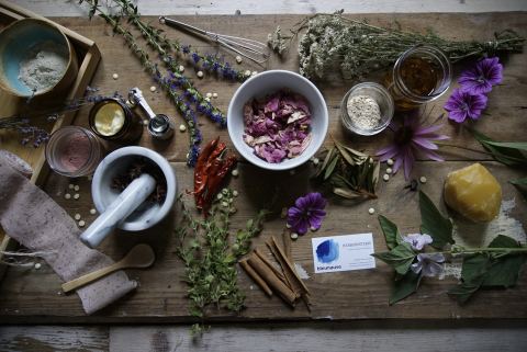 Poster: Atelier d’herboristerie – Soins d’hiver