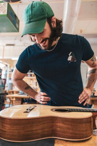 Photo of Laurent Blain Lutherie