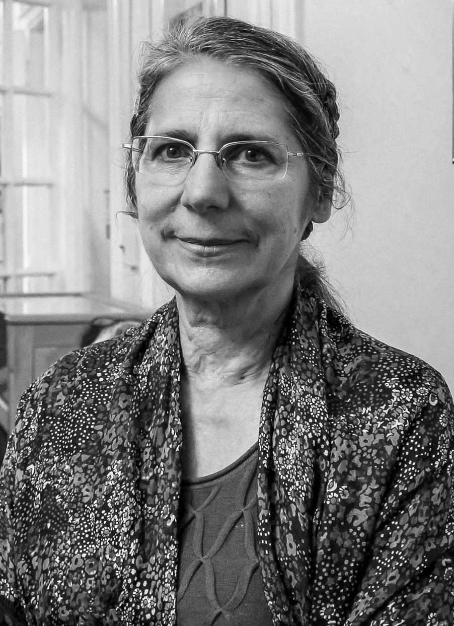 Photo of Robyn Sarah