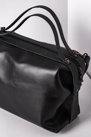 Photo of Atelier V Cuir