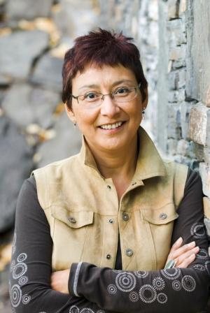 Photo of Marilyn Dumont