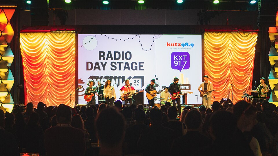 Broken Social Scene